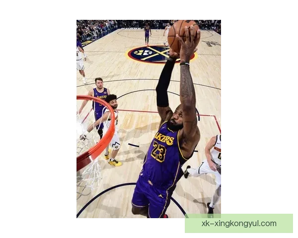 东契奇38+13+10带队逆转掘金16分 东契奇38+13+10带队逆转掘金16分