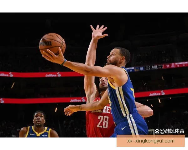 KD加时两罚失误 火箭送勇士大礼 KD加时两罚失误 火箭送勇士大礼